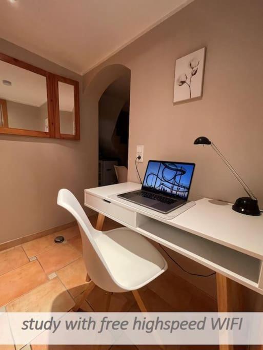 Souterrain-Apartment Mit Privater Sauna Duisburg Luaran gambar